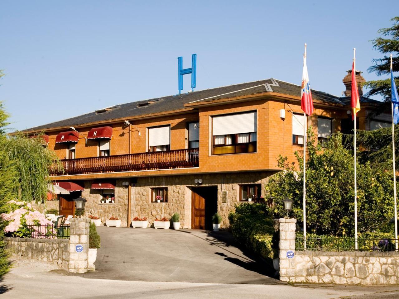 Hosteria Los Sauces Maoño Buitenkant foto